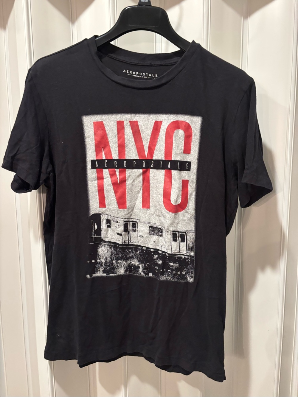 Aeropostale Men's NYC Graphic Tee - Black with Red Print Size Medium
